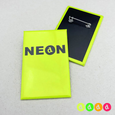 44x68mm Buttons (H) NEON Nadel