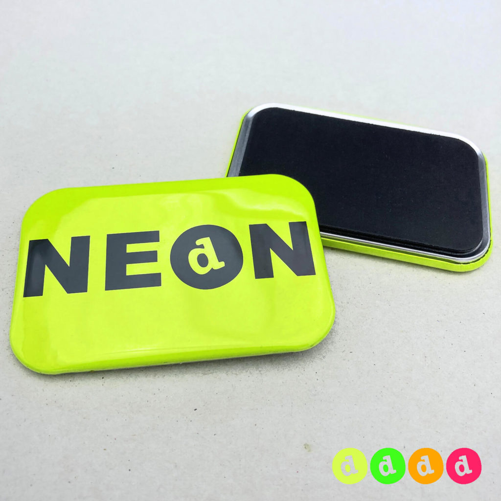 50x76mm Buttons NEON Magnet