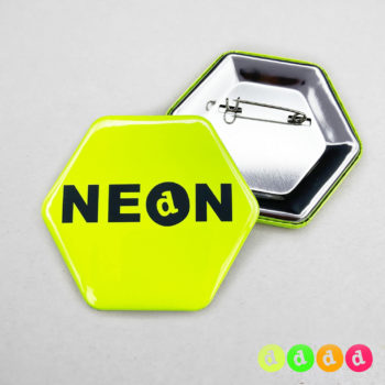 65x58mm Buttons Nadel (Sechseck) Neon