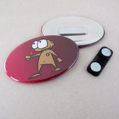 Ovaler Button mit Kleidungsmagnet