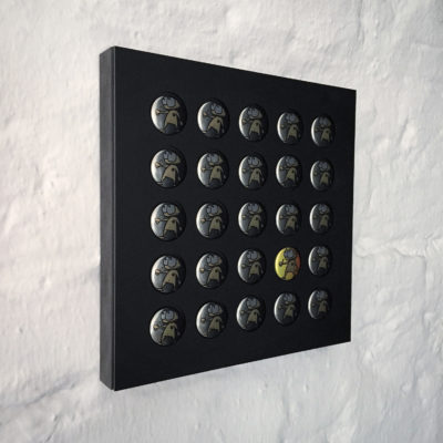 Button display 2
