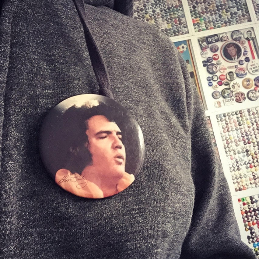 the king Button